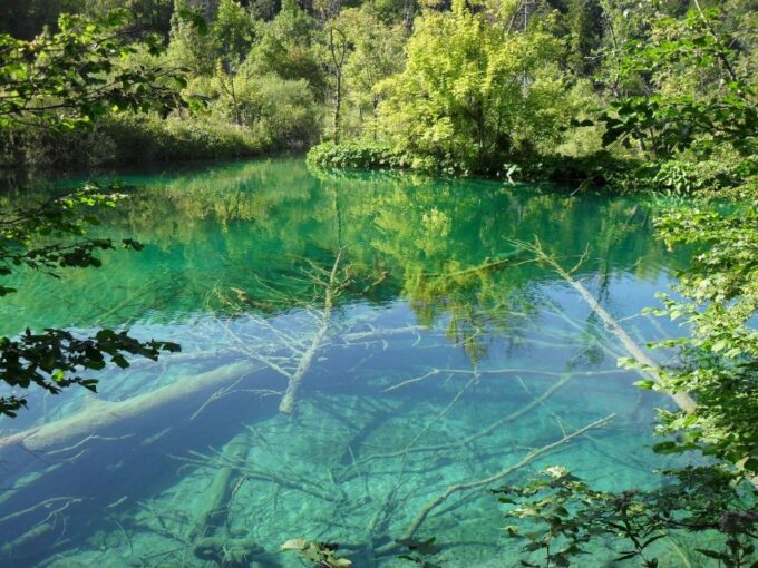 From Sarajevo: One-Way Transfer to Zagreb & Plitvice Lakes - Location and Duration