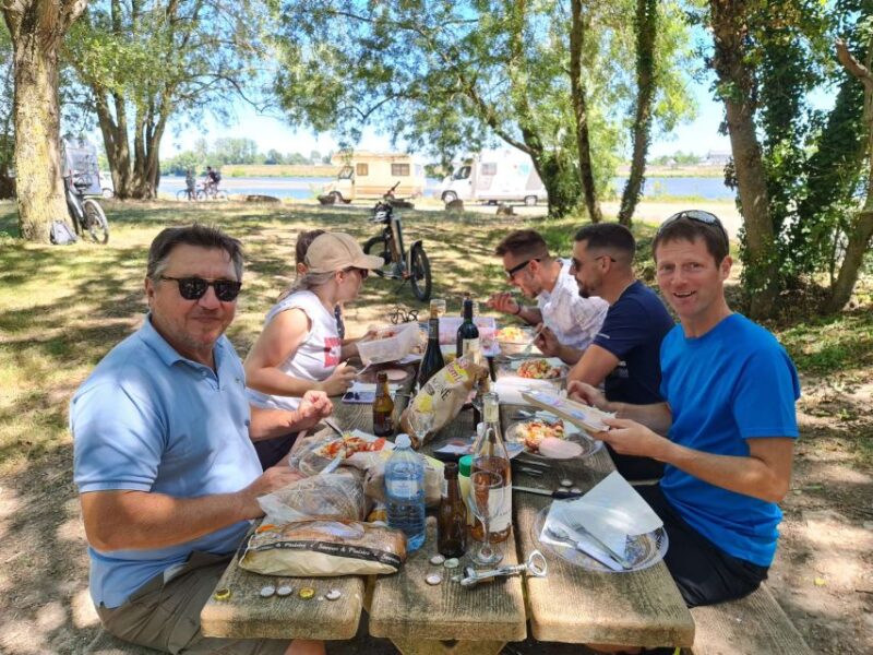 From Saumur: Loire Valley Private 2-Day Wine Cycling Trip - Itinerary Day 2: Cycling to Saumur
