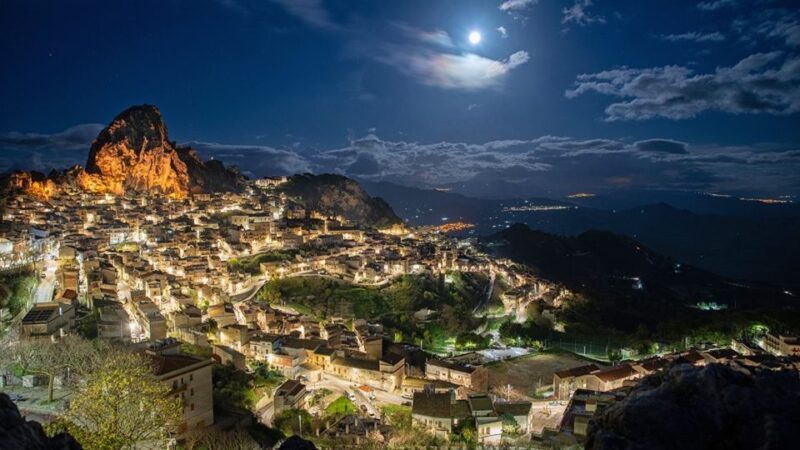 From Sciacca: Caltabellotta Private Tour With Food Tasting - Overview of the Caltabellotta Tour