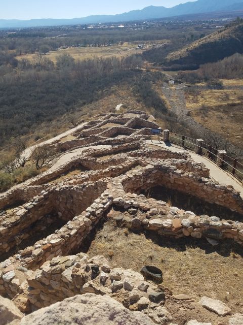 From Scottsdale/Phoenix: Verde Canyon Rail Day Tour - Montezuma Castle