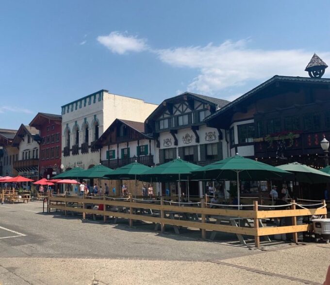 From Seattle: Leavenworth Bavarian Alpine Village Day Trip - Cancellation Policy