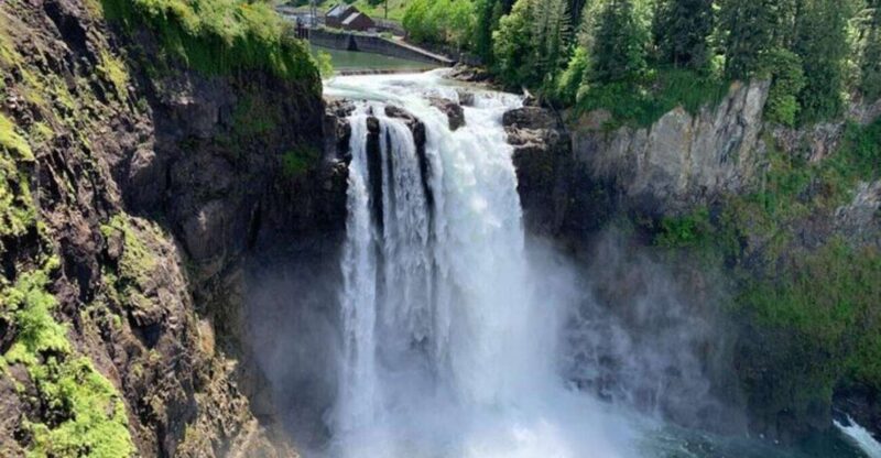 From Seattle: Pacific Northwest Waterfalls & Hiking Tour - Key Points
