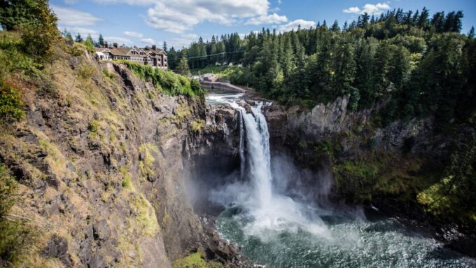 From Seattle: Snoqualmie Falls & Woodinville Wine Tasting - Tour Suitability and Requirements