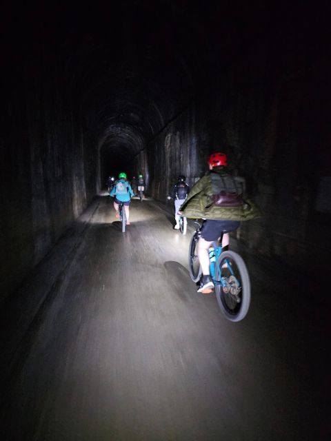 From Seattle: Snoqualmie Tunnel Scenic Bike Tour - Booking Information
