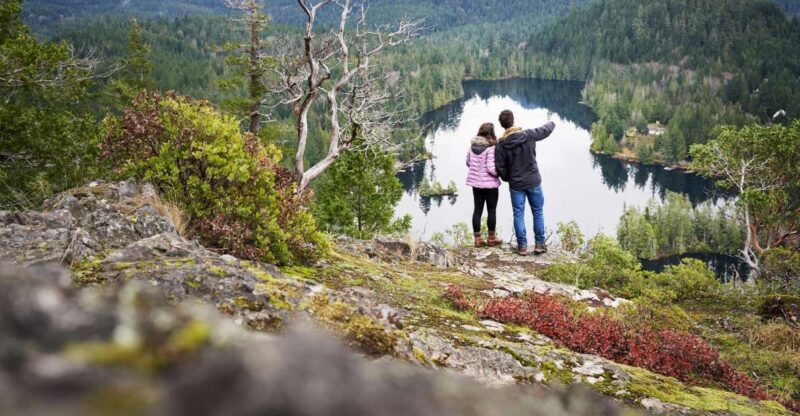 From Sechelt or Langdale: Sunshine Coast Tour and Hike - Cultural and Natural Experience