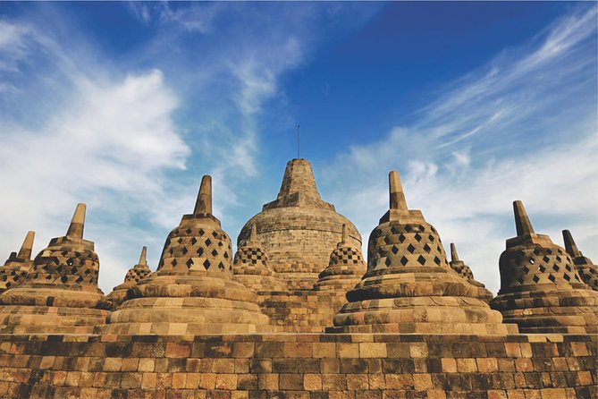 From Semarang Port: Borobudur Temple Private Shore Excursion - Surrounding Scenic Views