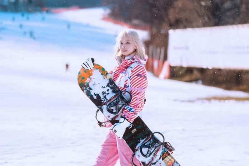 From Seoul: Elysian Ski Resort with Rental & Basic Lesson - A Typical Day: What to Expect
