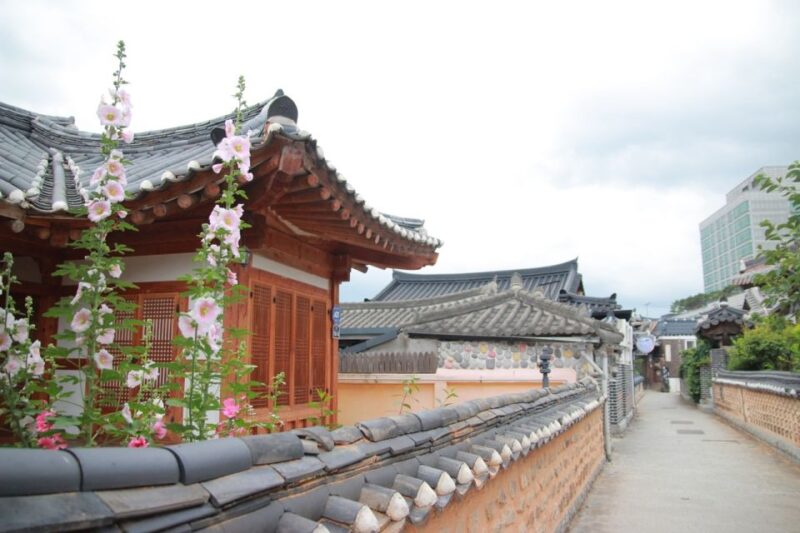 From Seoul: Jeonju Hanok Village Cultural Wonders Day Tour - Gyeonggijeon Shrine