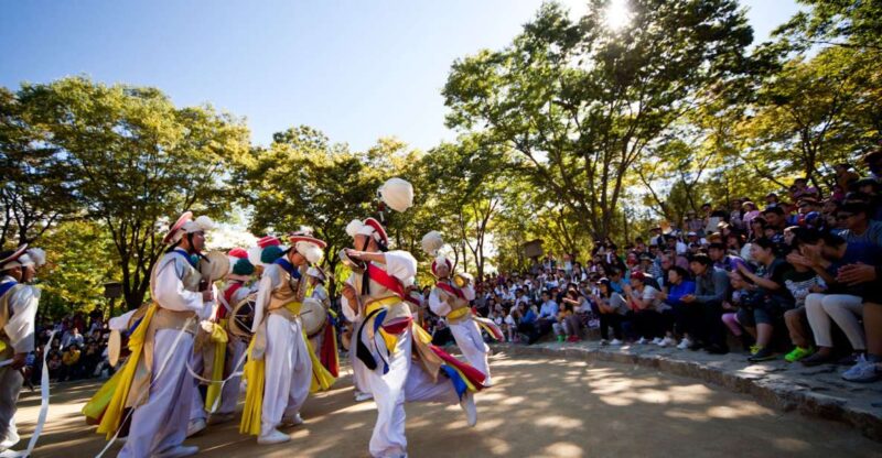 From Seoul: Suwon Hwaseong Fortress & Folk Village Day Tour - Pickup and Drop-off Locations