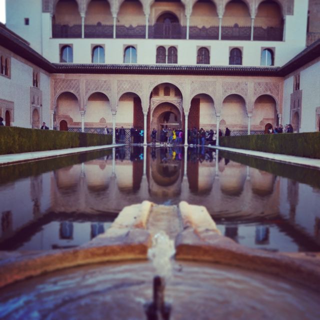From Seville: Alhambra & Albaicín Private Tour - Skipping the Ticket Line