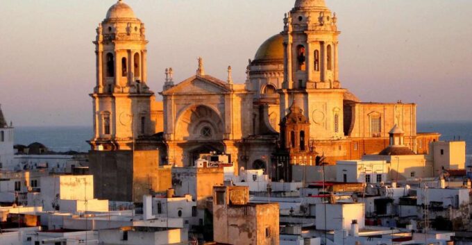 From Seville: Cadiz & Jerez Sherry Tasting Day Trip - Guided Tours and Experiences