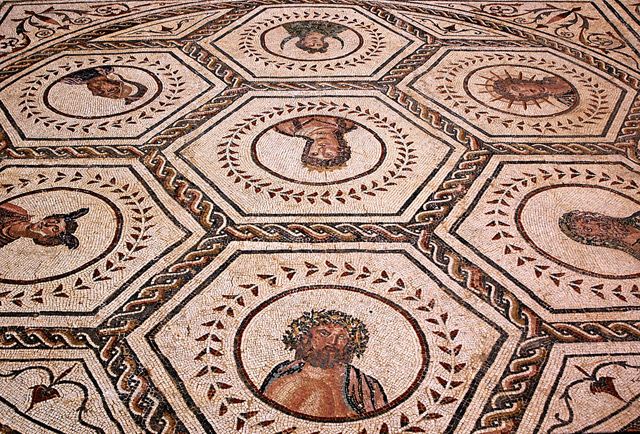 From Seville: Italica Roman City & Medieval Monastery Tour - Medieval Monastery