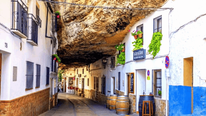 From Seville: Ronda, Setenil White Town, and Zahara Viewpoint - Important Considerations