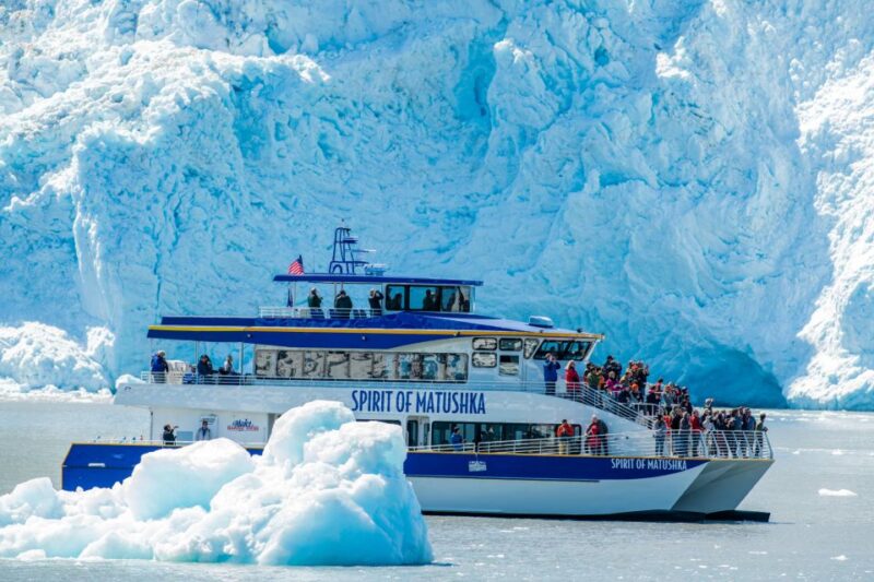 From Seward: Kenai Fjords National Park Cruise With Lunch - Tour Guide and Onboard Amenities