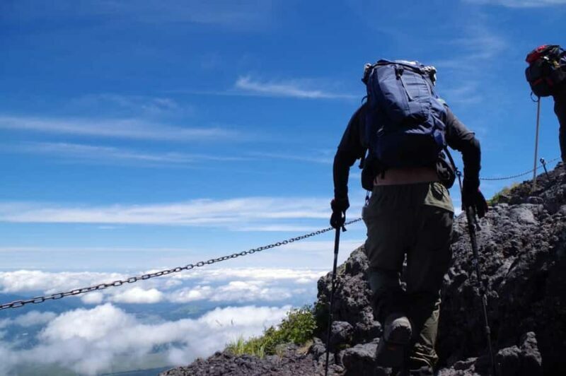 From Shinjuku: Mt. Fuji 2-Day Climb with Hut Stay & Meals - What Makes This Tour Stand Out