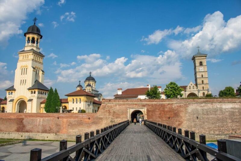 From Sibiu: Alba Carolina Citadel and Corvins Castle Tour - Key Points