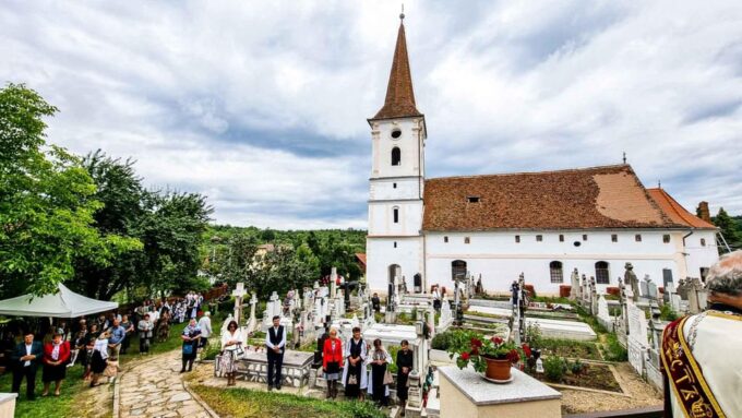From Sibiu: Guided Tour Through the Heart of Marginimea. - Return to
