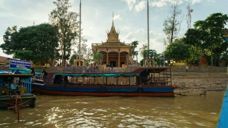 From Siem Reap: Kampong Phluk Floating Village Tour by Boat - The Value in Context