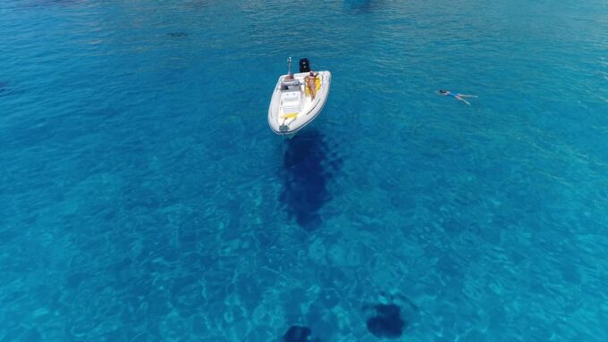 From Sifnos: Private Speedboat Trip to Poliegos Island - Relaxing at Kalogeroi Bay