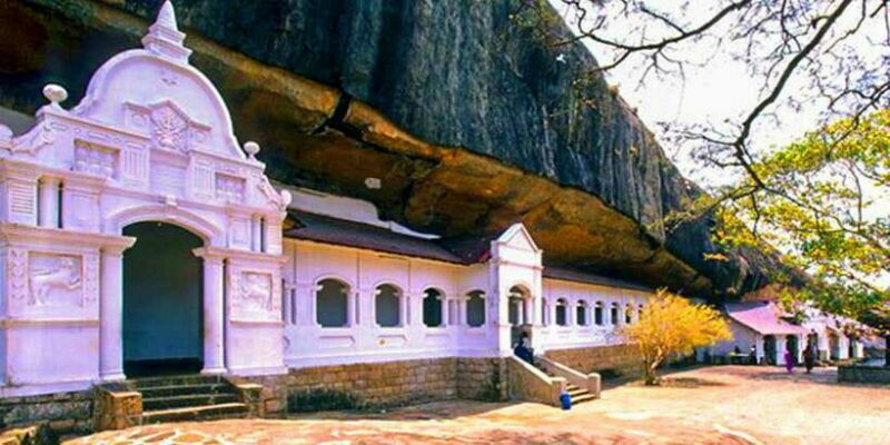 From Sigiriya: Kandy Transfer with Dambulla and Spice Garden - Pricing and Value