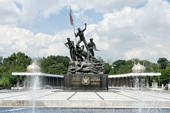 From Singapore: Private Kuala Lumpur Guided Day Tour + SKY DINING - Cancellation Policy