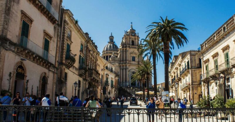 From Siracusa to Taormina: Ragusa, Noto & Chocolate Tasting - Itinerary Highlights