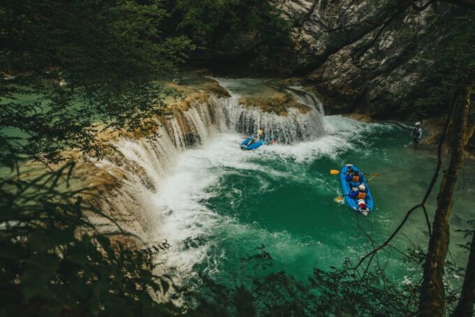 From Slunj: Plitvice and Mreznica Waterfalls Kayaking - Exploring the Mreznica River