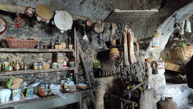 From Sorrento: Path of the Gods Hike With Tasting Stop - Hike Itinerary and Stops
