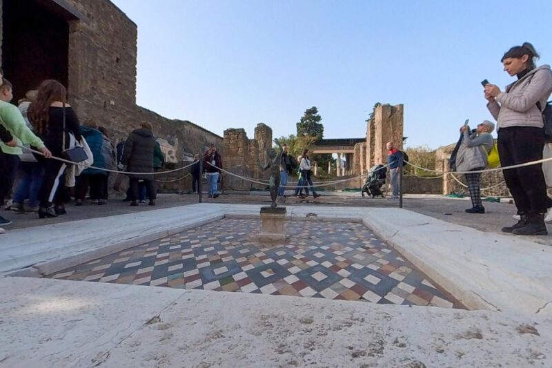 From Sorrento: Pompeii and Vesuvius Guided Tour With Lunch - Pompeii Archaeological Park Tour