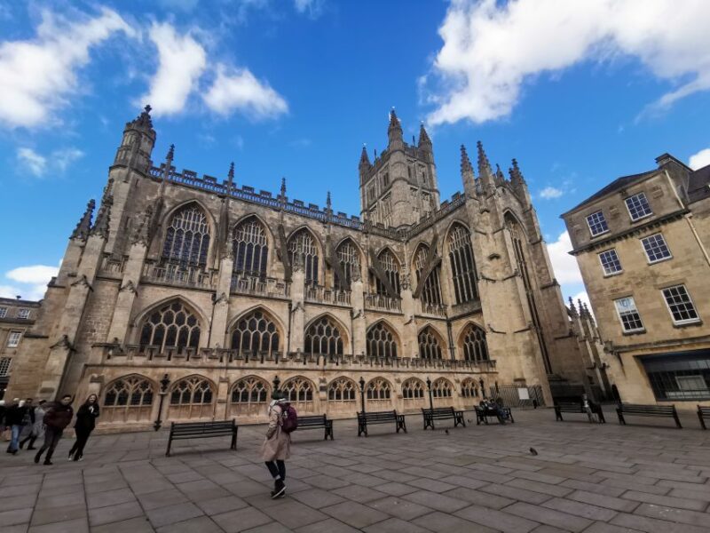 From Southampton: Stonehenge and Bath Guided Day Trip - Highlights of the Roman Baths