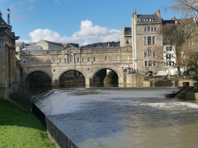 From Southampton: Stonehenge and Bath Guided Day Trip - Cancellation Policy