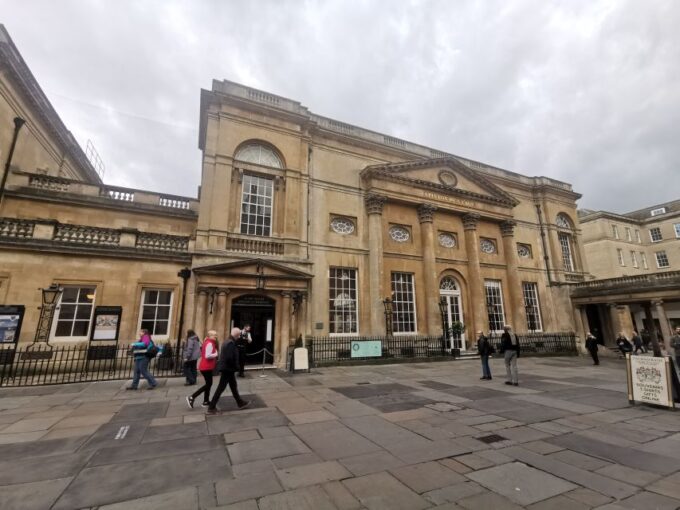 From Southampton: Stonehenge and Bath Guided Day Trip - Tour Highlights and Itinerary