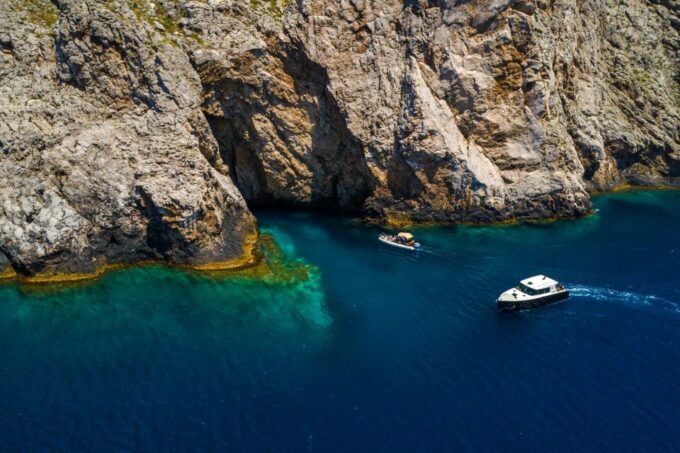 From Split: Blue Cave and Hvar by Luxury Boat - Enjoying the Boat Excursion