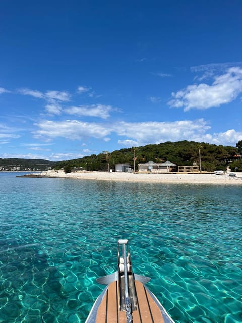 From Split: Blue Cave, Hvar & Mamma Mia, 5 Island Tour - Veliki Budikovac Visit