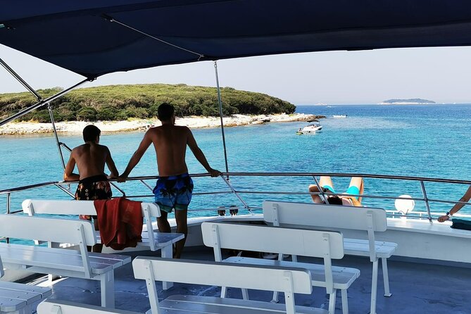 From Split: Blue Lagoon and 3 Islands Fish Picnic Boat Tour - Health and Safety