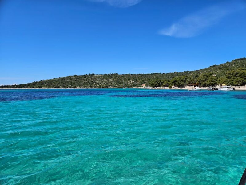 From Split: Blue Lagoon and 3 Islands Tour - Included in the Tour