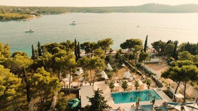 From Split: Brač Island Beach Bar and Pool Party - Getting There