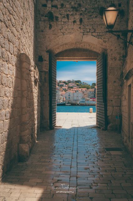 From SPLIT Cruise Port: Exclusive Tour of Split and Trogir - Explore Diocletians Palace