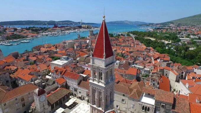 From Split: Half-Day Blue Lagoon & Trogir Tour - Exploring the Blue Lagoon