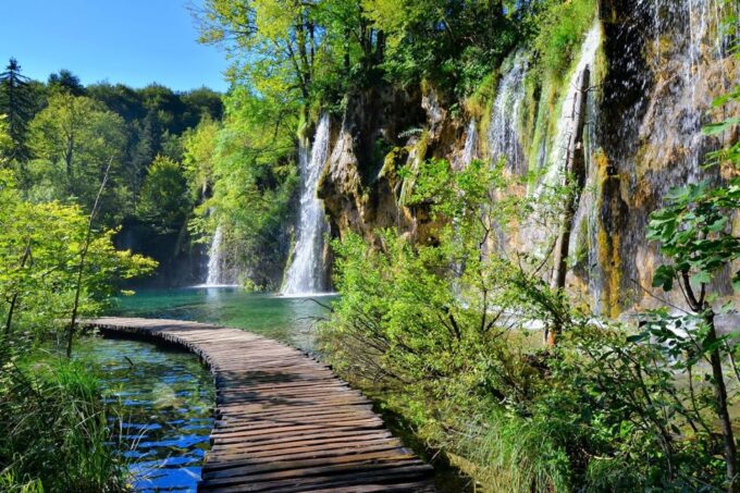 From Split: Plitvice Lakes Fully-Guided Day Tour - Meeting Point