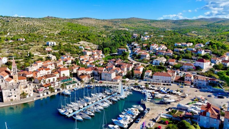 From Split: Private Hvar and Pakleni Island Cruise and Tour - Hvar Fortress Hike
