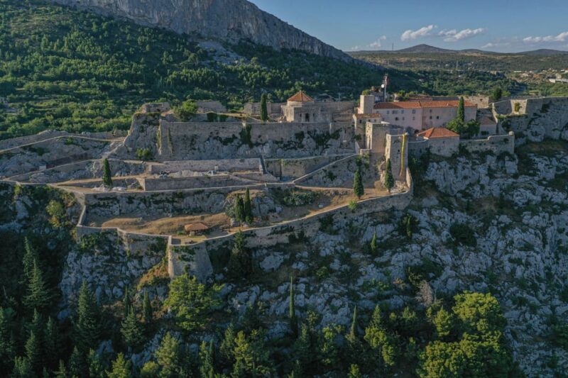 From Split: Salona and Klis History Private Tour - Historical Significance