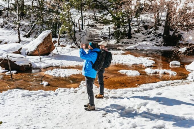 From Springdale: 4-hour Zion Canyon Scenic Hiking Tour - Customizable Hiking Options Available