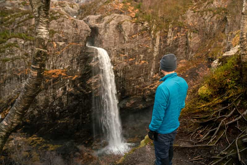 From Stavanger: Guided Tour to Månafossen and Dalsnuten - Key Points