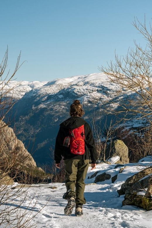 From Stavanger: Guided Winter Hike to Preikestolen - Guided Tour Details