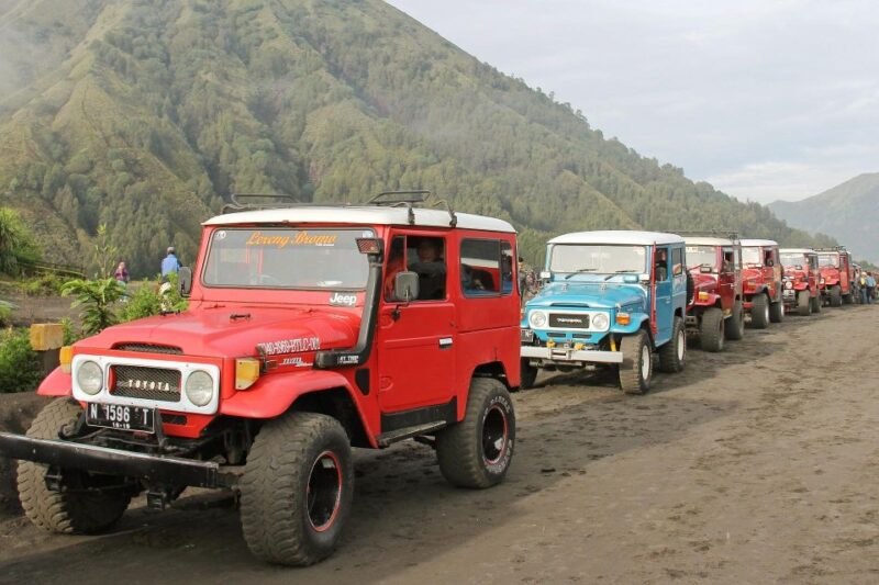 From Surabaya: 3-Day Tour Ijen, Tumpak Sewu and Bromo - Key Points