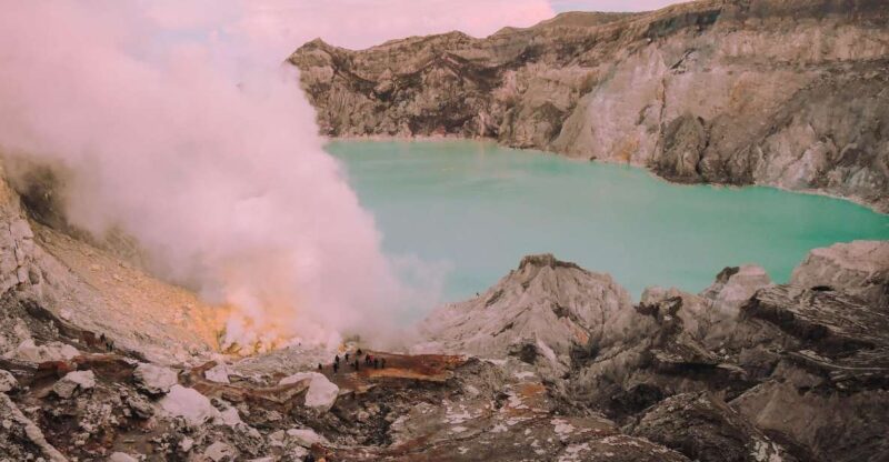 From Surabaya: 3-Day Tour Ijen, Tumpak Sewu and Bromo - Itinerary Highlights
