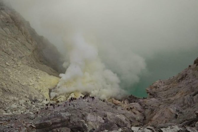 From Surabaya / Malang: Mt Bromo Sunrise - Ijen Blue Fire 3D2N - Recommended Attire