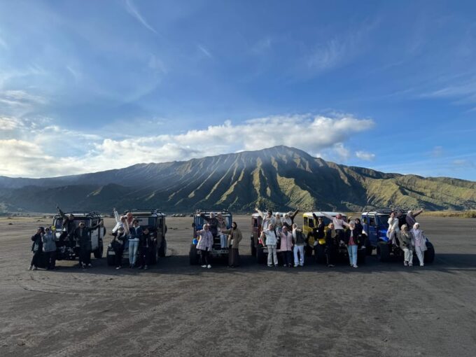 From Surabaya or Malang Mount Bromo Sunrise Trip - Jeep Ride and Sunrise Viewing