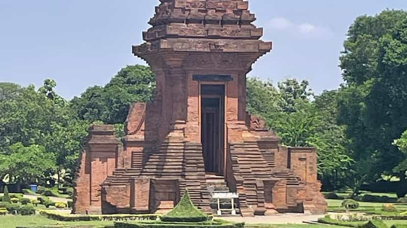 From Surabaya Port: Archeological Trowulan Cruise Tour - Tour Experience